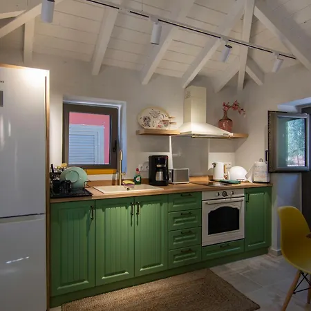 Olive Grove By The Sea 30m From The * カルダミリ